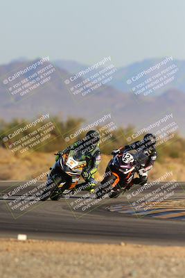 media/Dec-09-2023-SoCal Trackdays (Sat) [[76a8ac2686]]/Turn 15 Set 1 (230pm)/